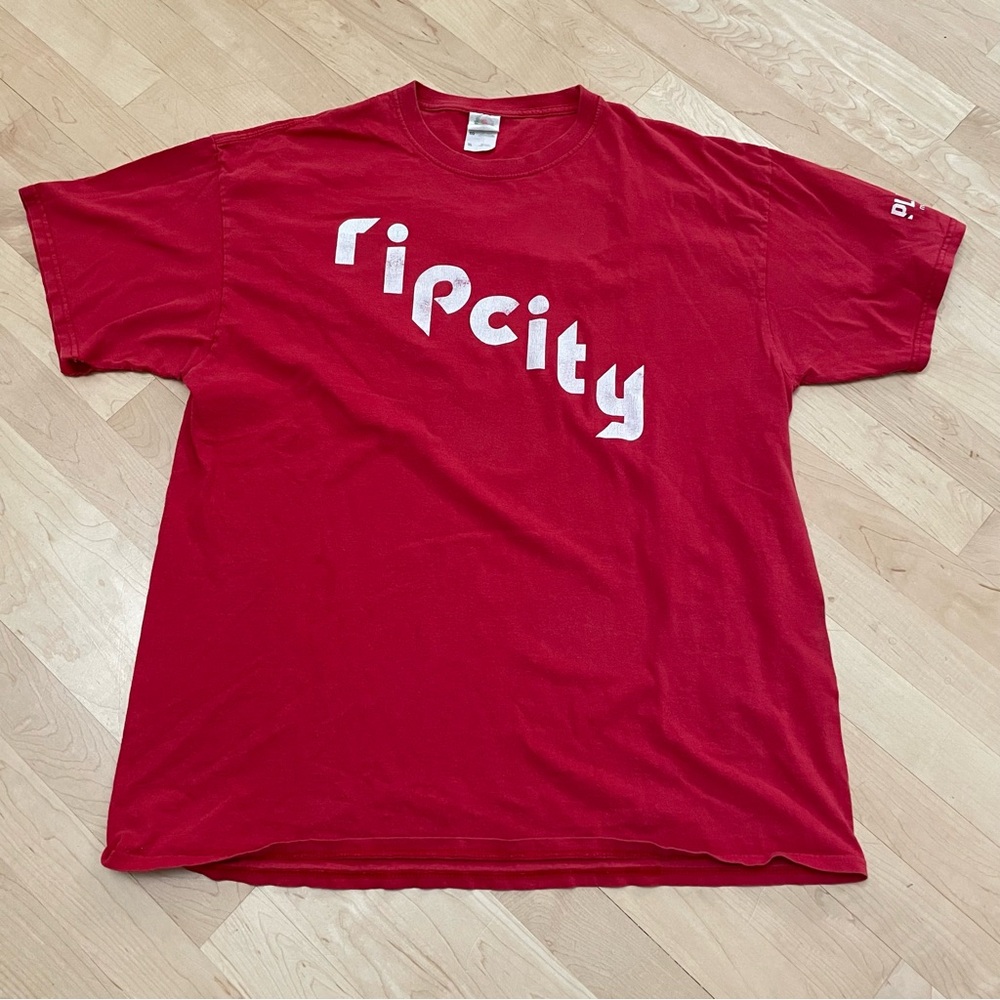 Vintage Red NBA Portland Trailblazers Rip City Playoffs Shirt XL